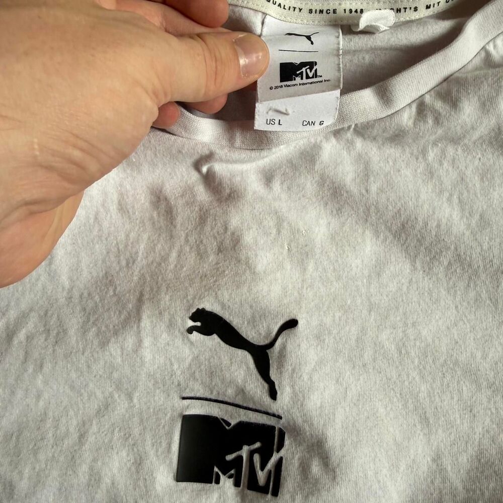 Puma Men's White and Purple T-shirt - Picture 3 of 3